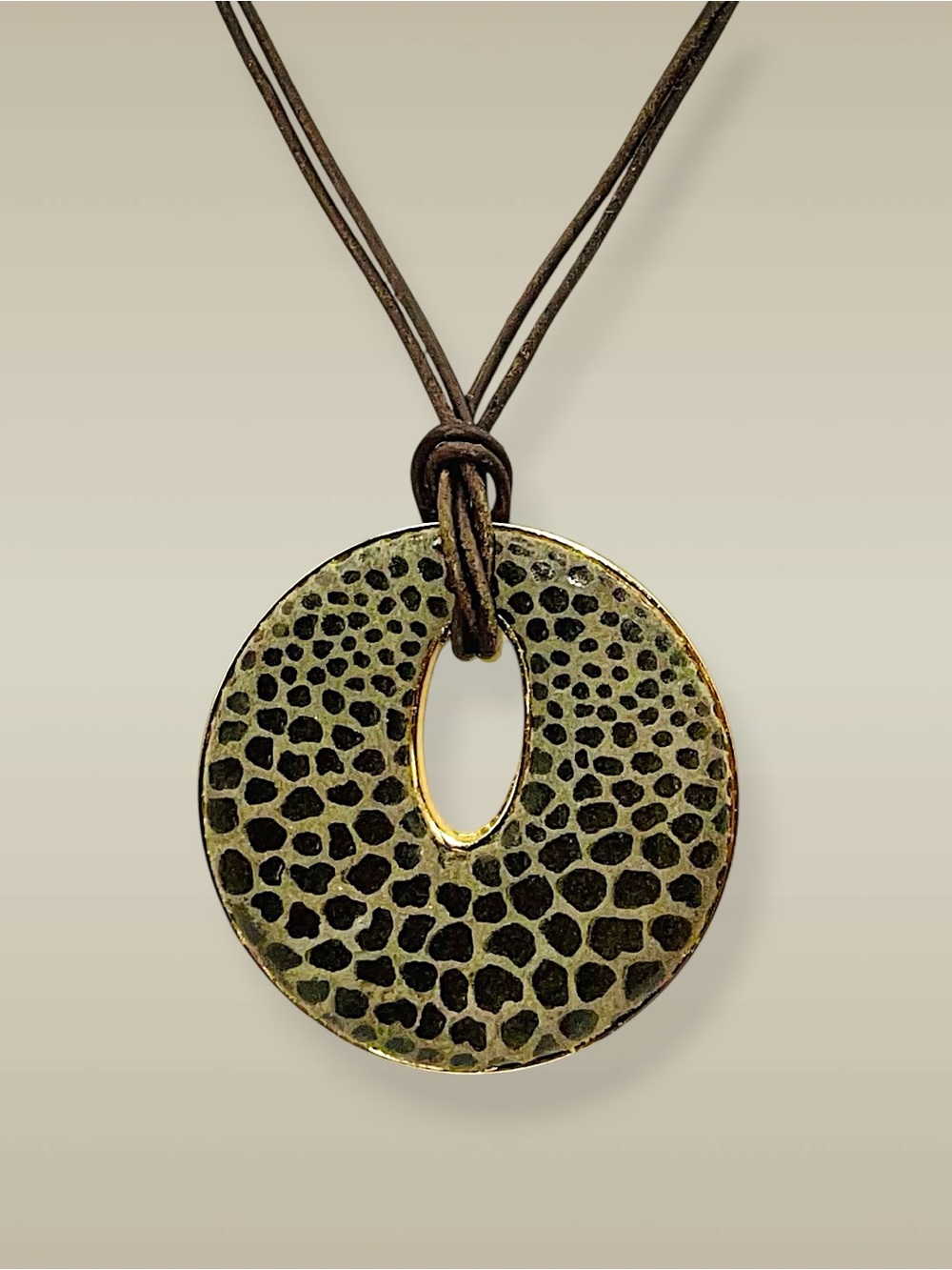 Bold Chicos Vintage Animal Print Disc Pendant Multi-Strand Cord Necklace - Picture 7 of 16